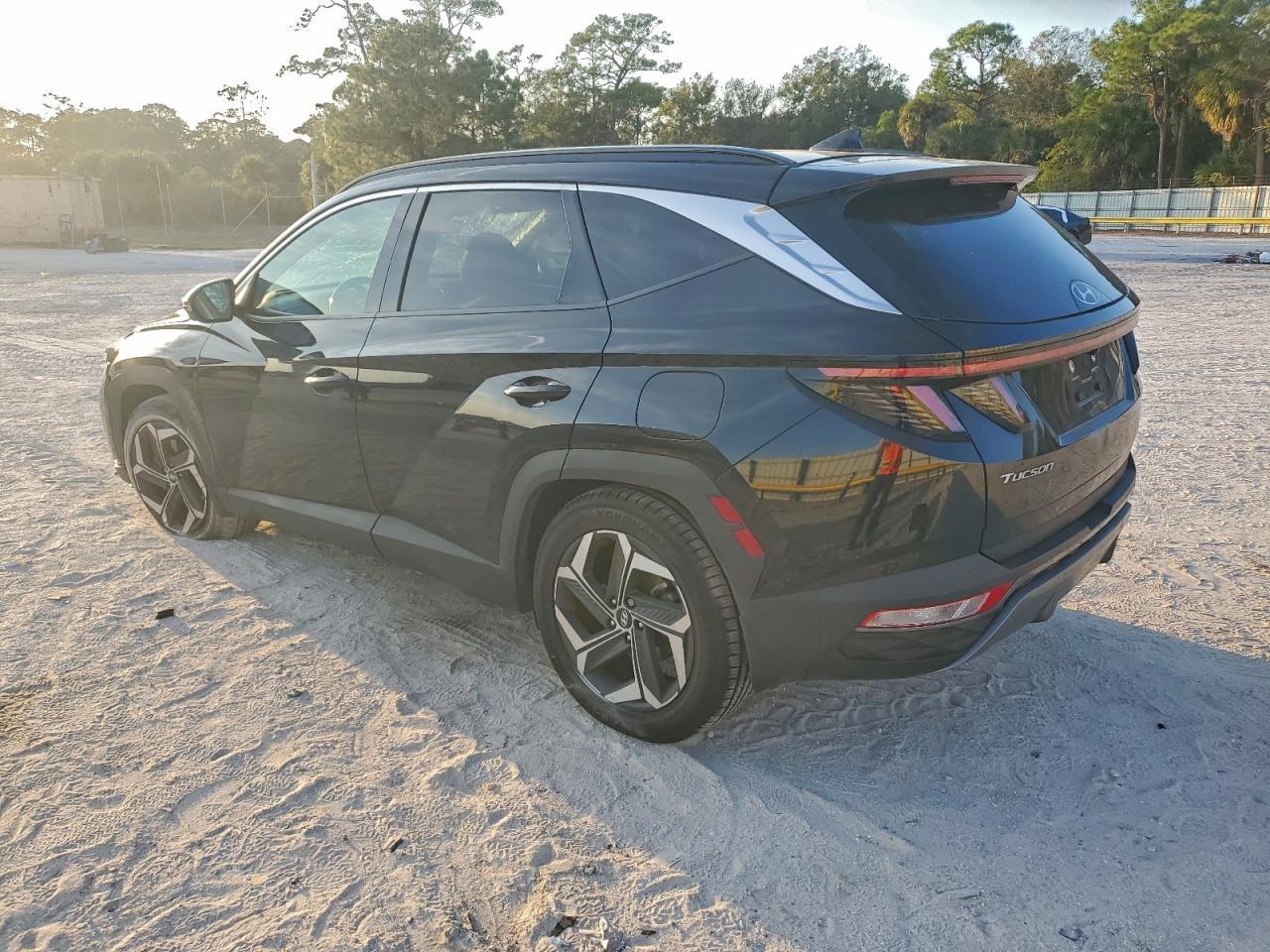 2022 HYUNDAI TUCSON