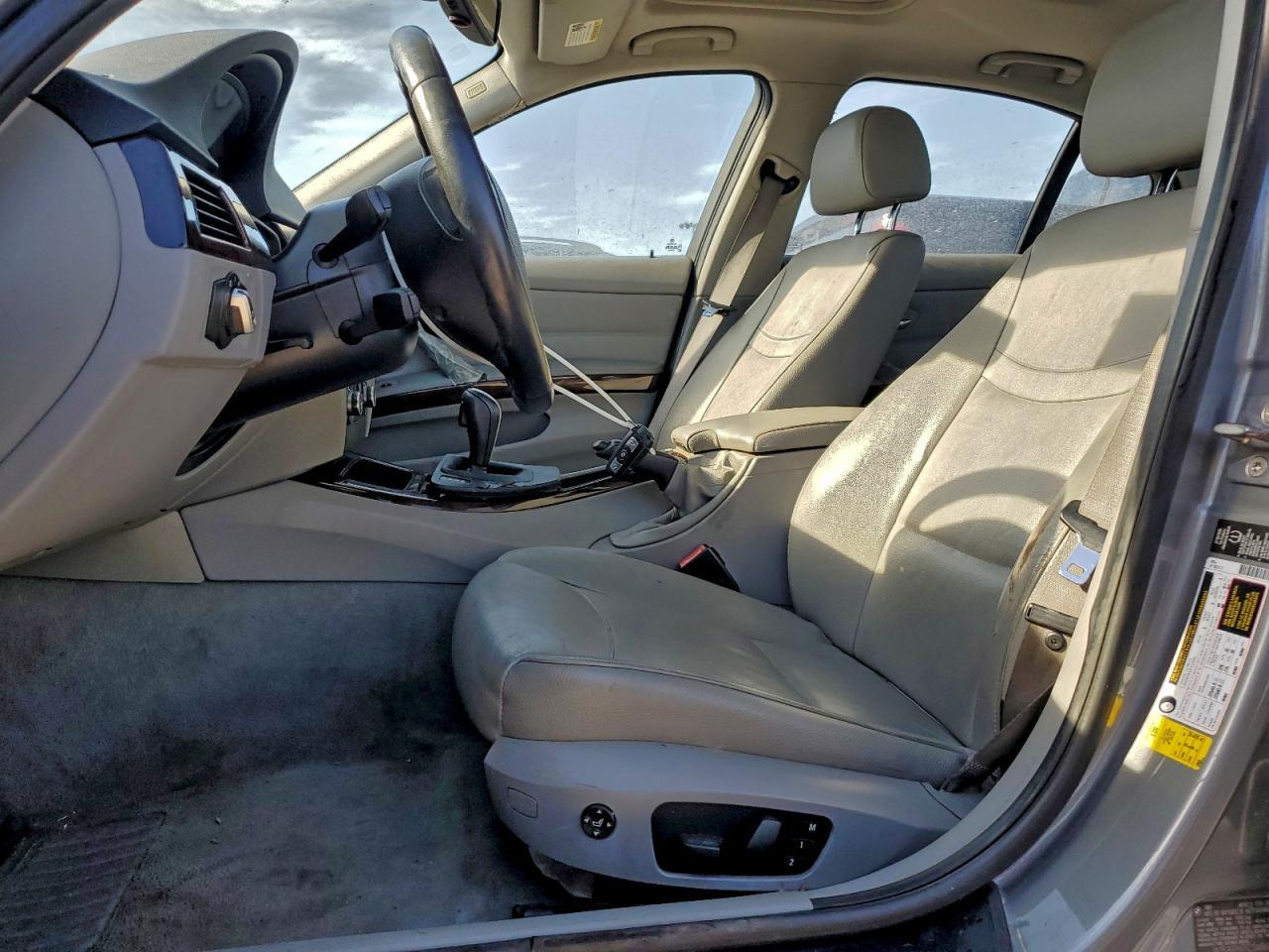 2011 BMW 3 SERIES