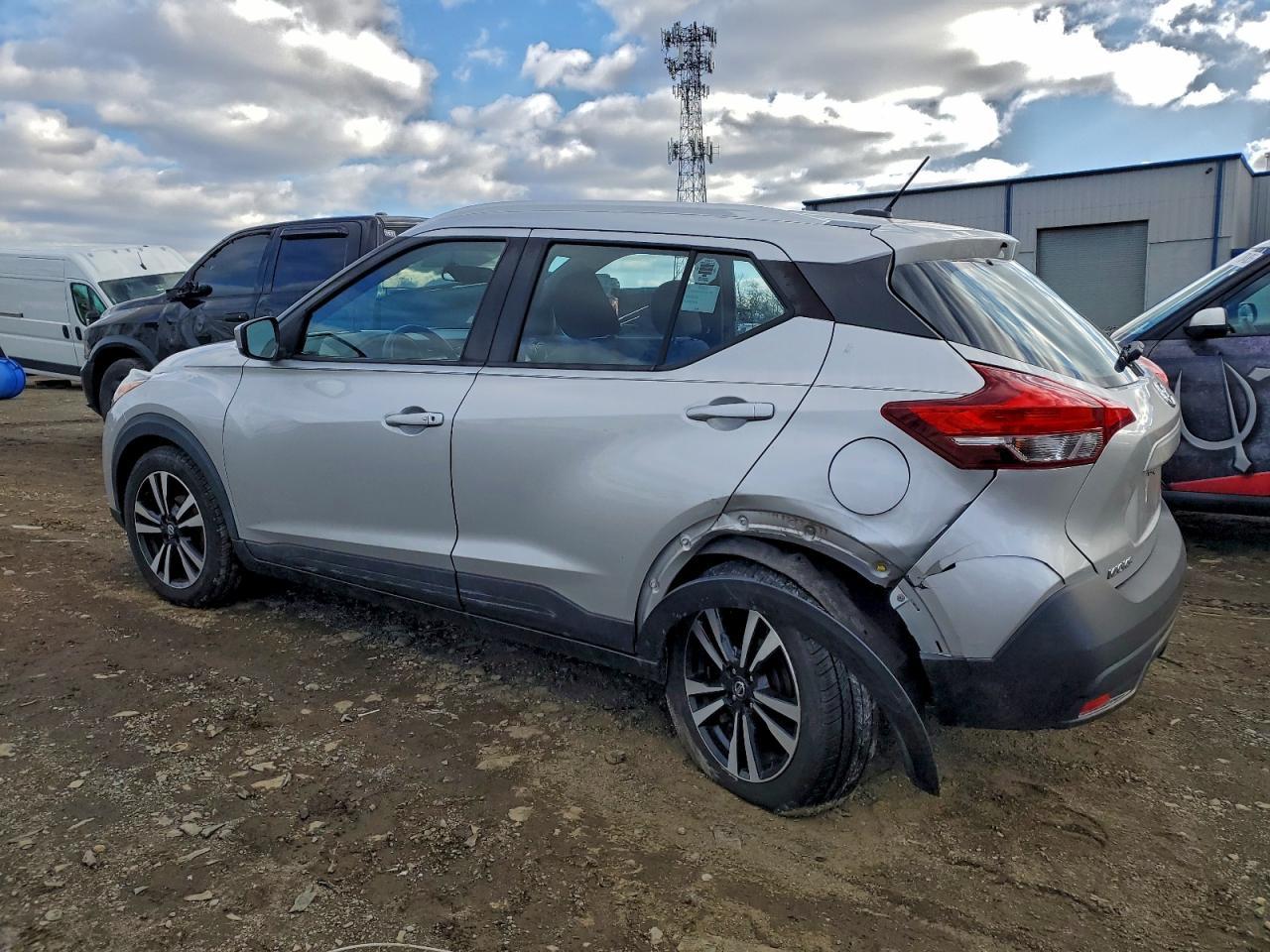 2019 NISSAN KICKS