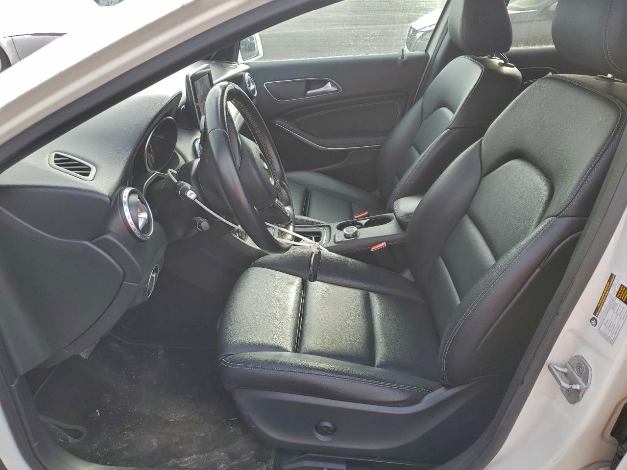 2016 MERCEDES-BENZ GLA-Class
