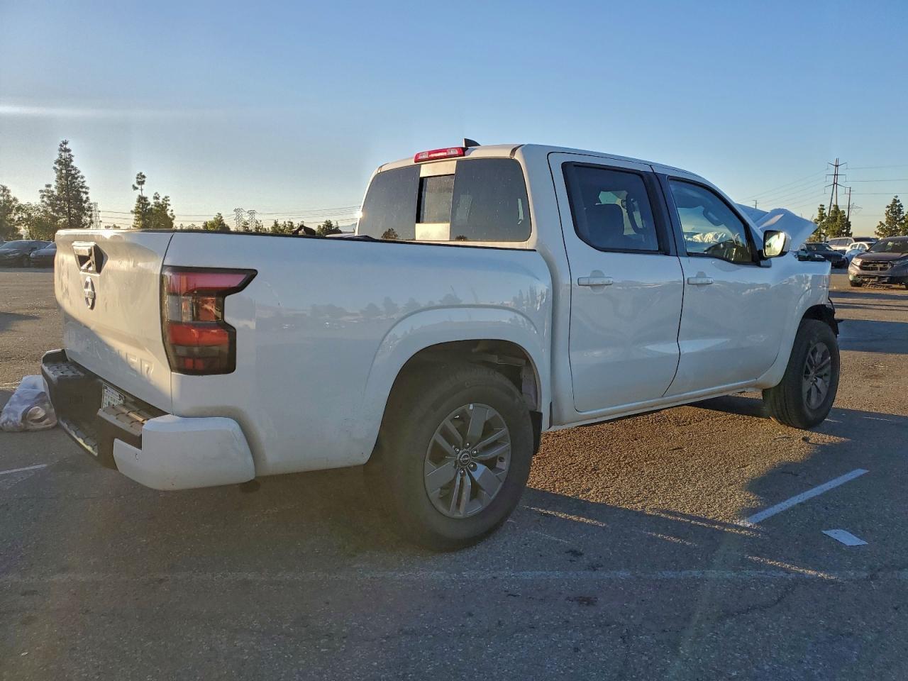 2025 NISSAN Frontier