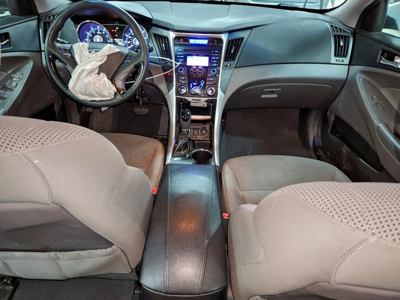 2013 HYUNDAI SONATA