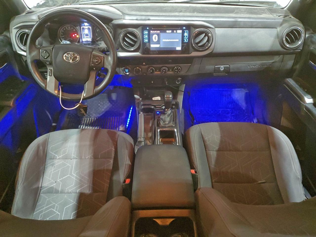 2016 TOYOTA TACOMA