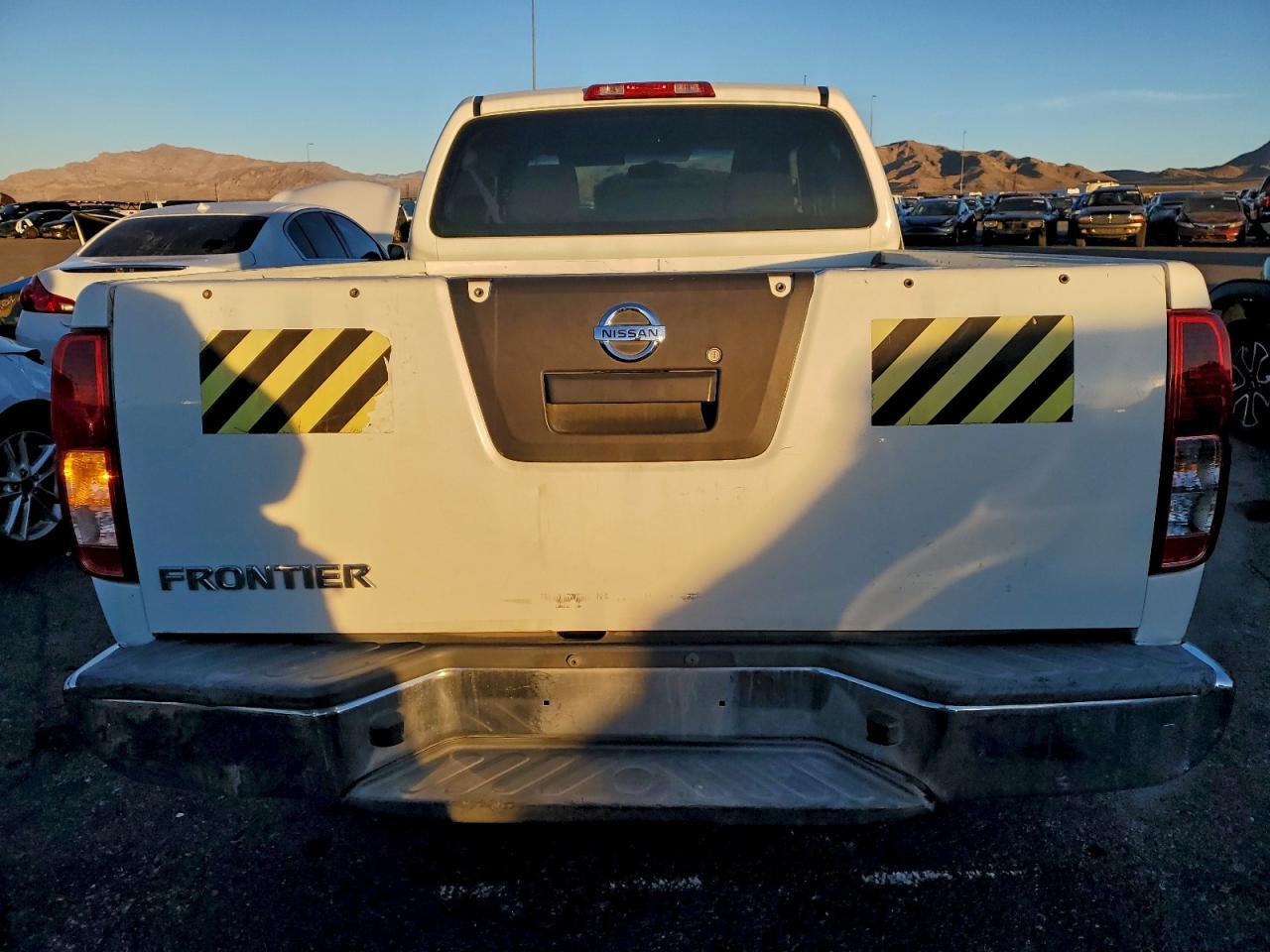 2016 NISSAN Frontier