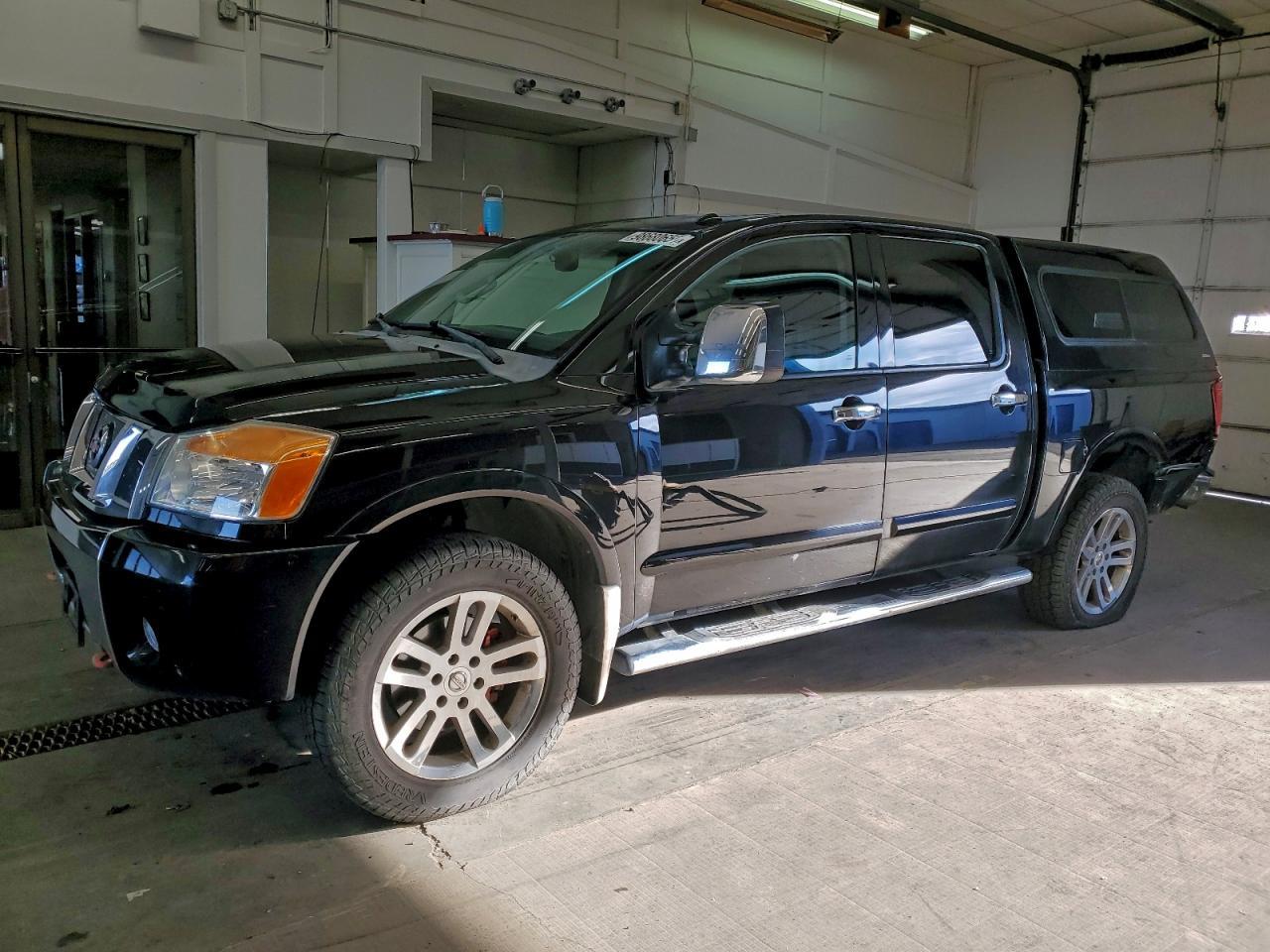 2012 NISSAN Titan