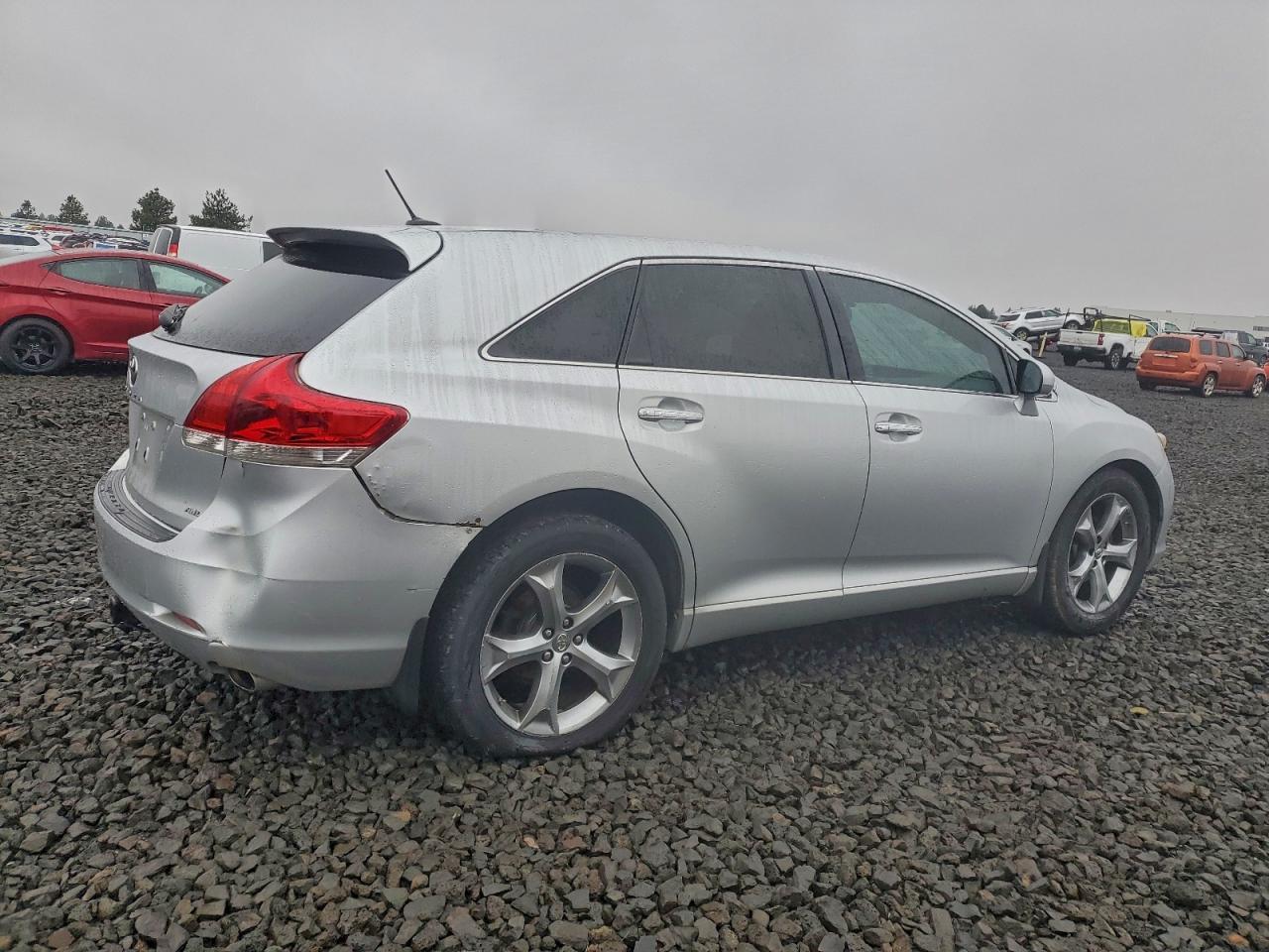2010 TOYOTA VENZA