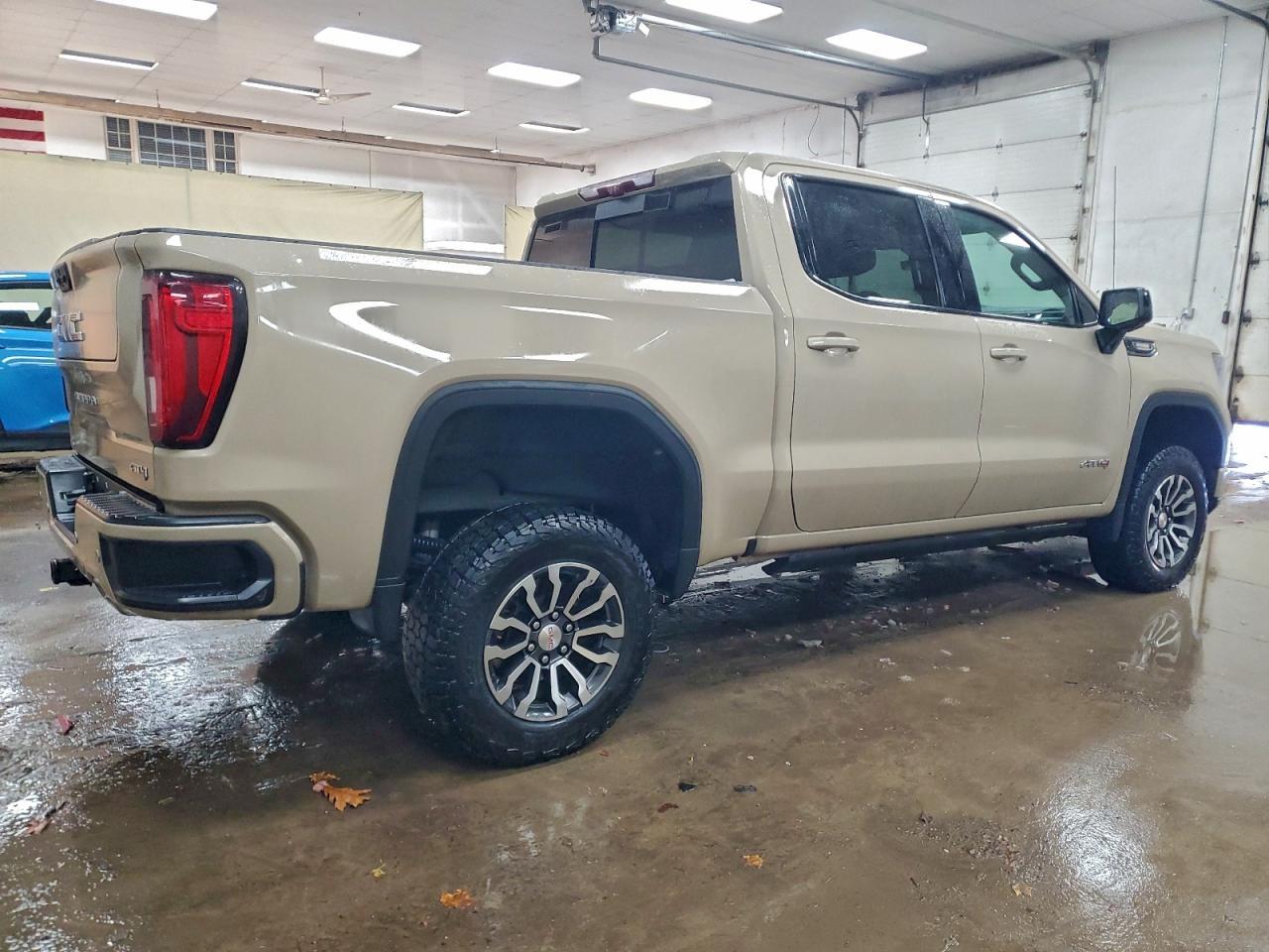 2023 GMC Sierra