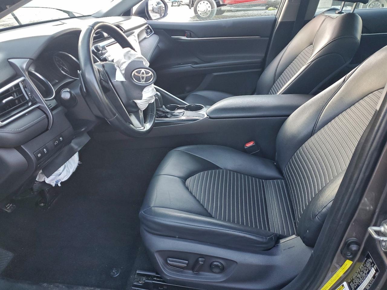 2018 TOYOTA CAMRY