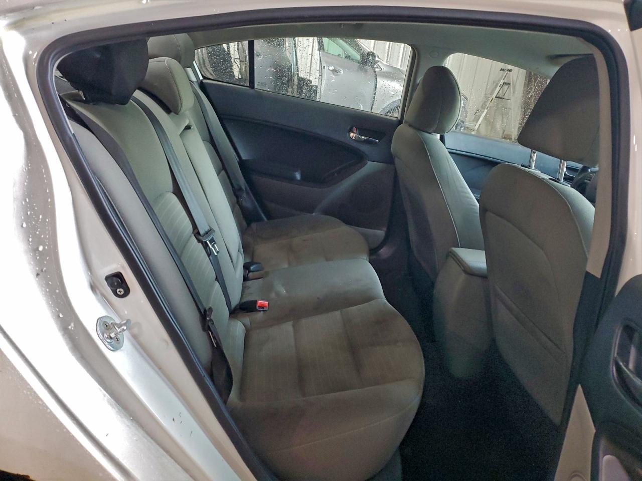 2016 KIA FORTE