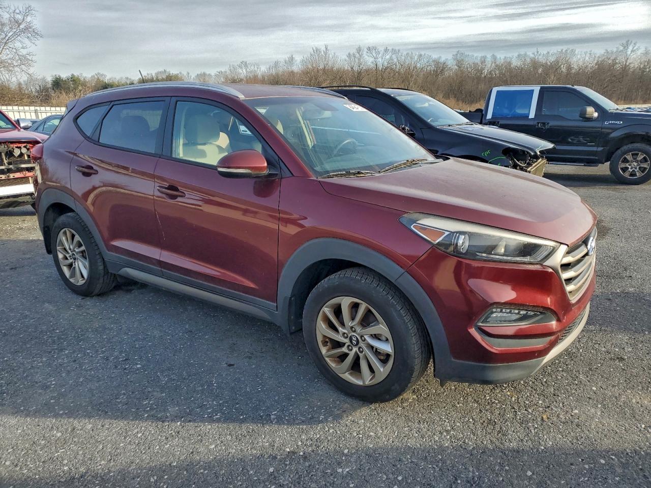 2016 HYUNDAI TUCSON