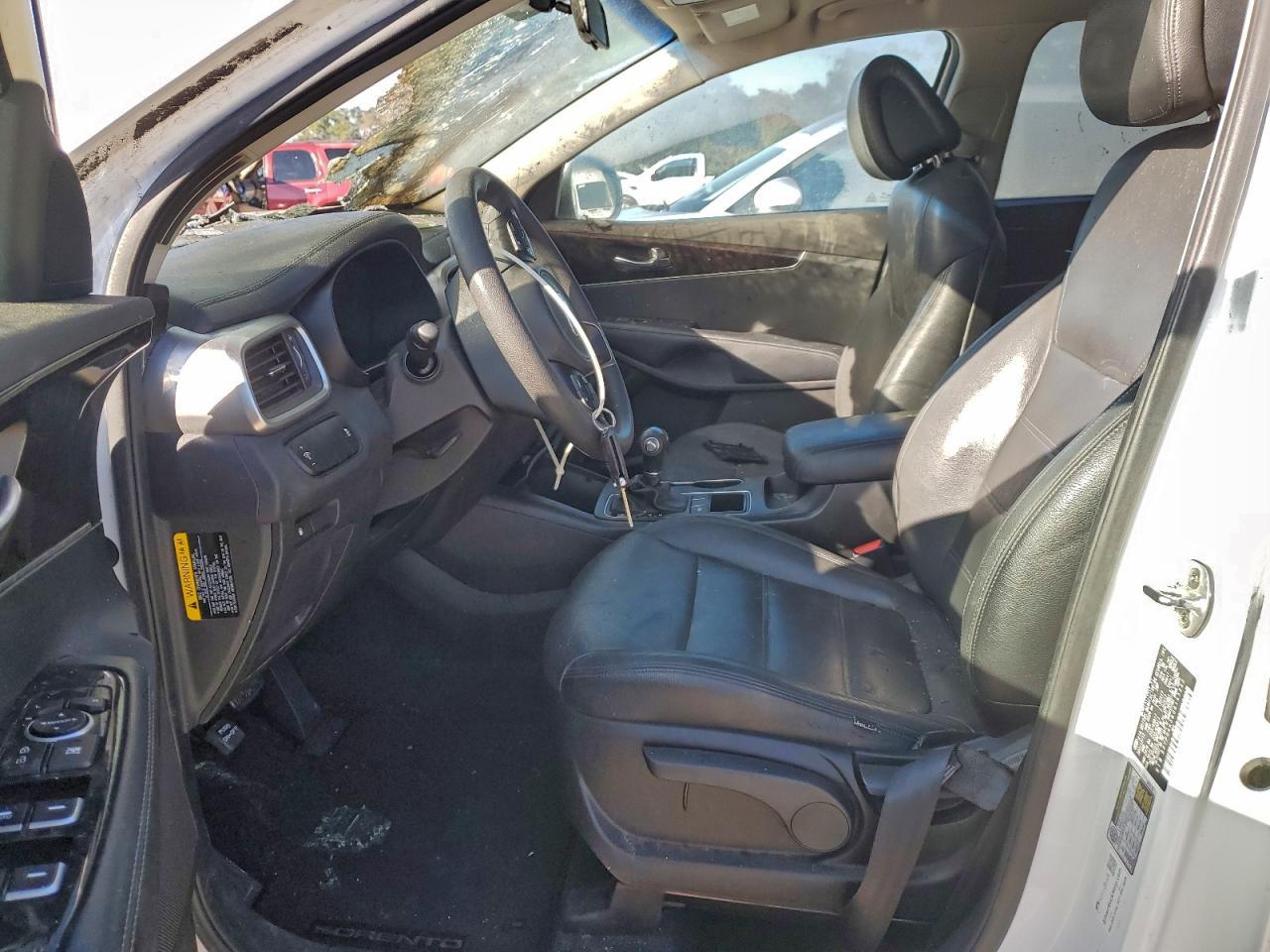 2016 KIA SORENTO