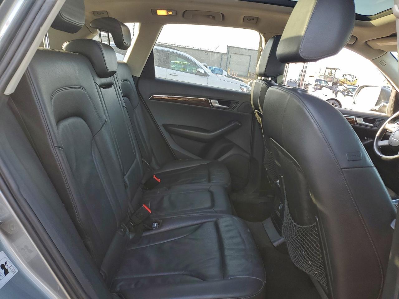 2010 AUDI Q5