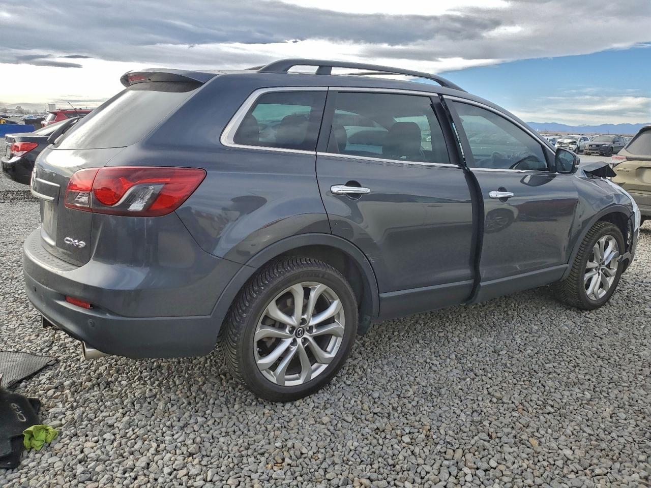 2013 MAZDA CX-9