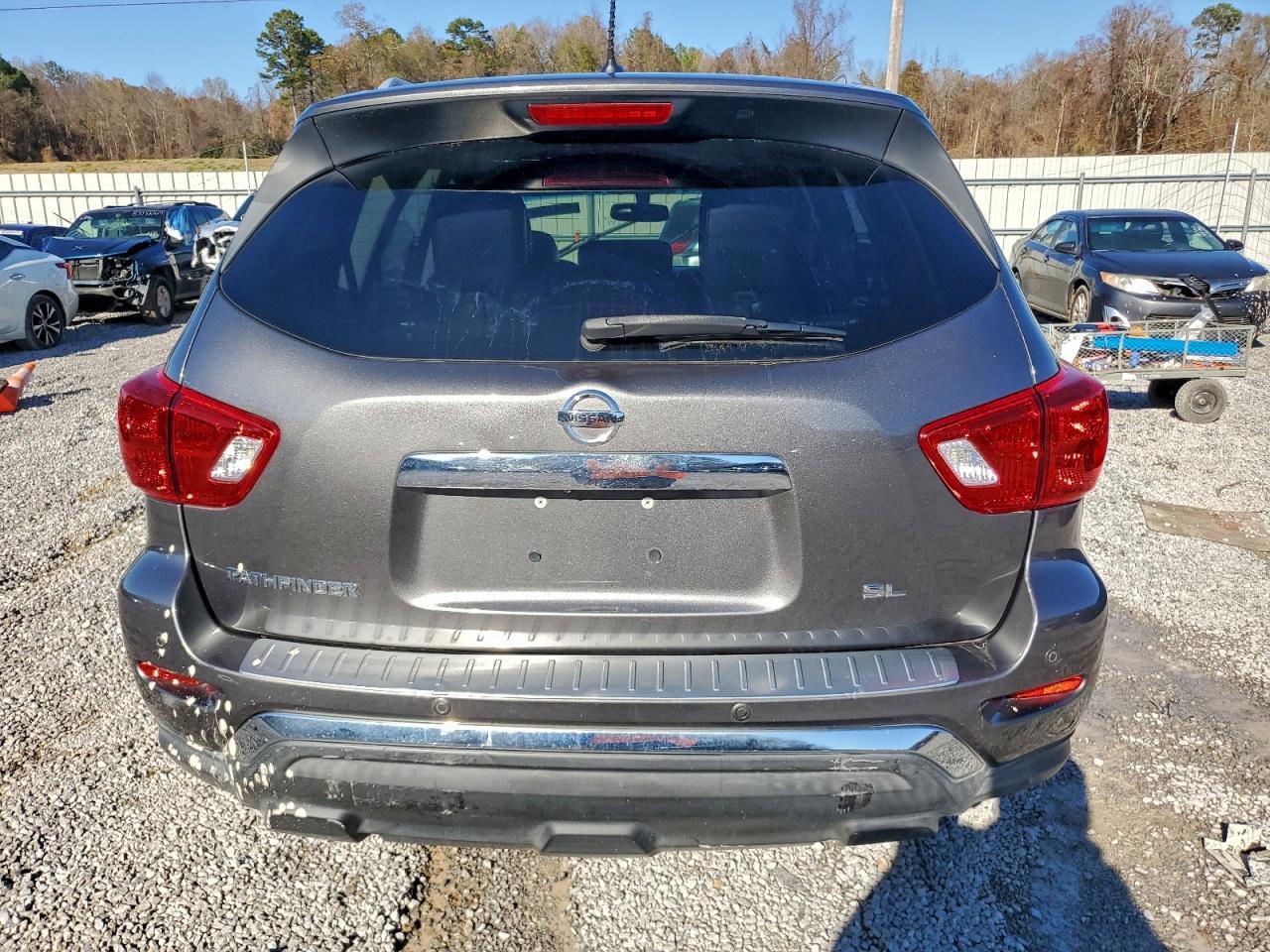 2018 NISSAN PATHFINDER