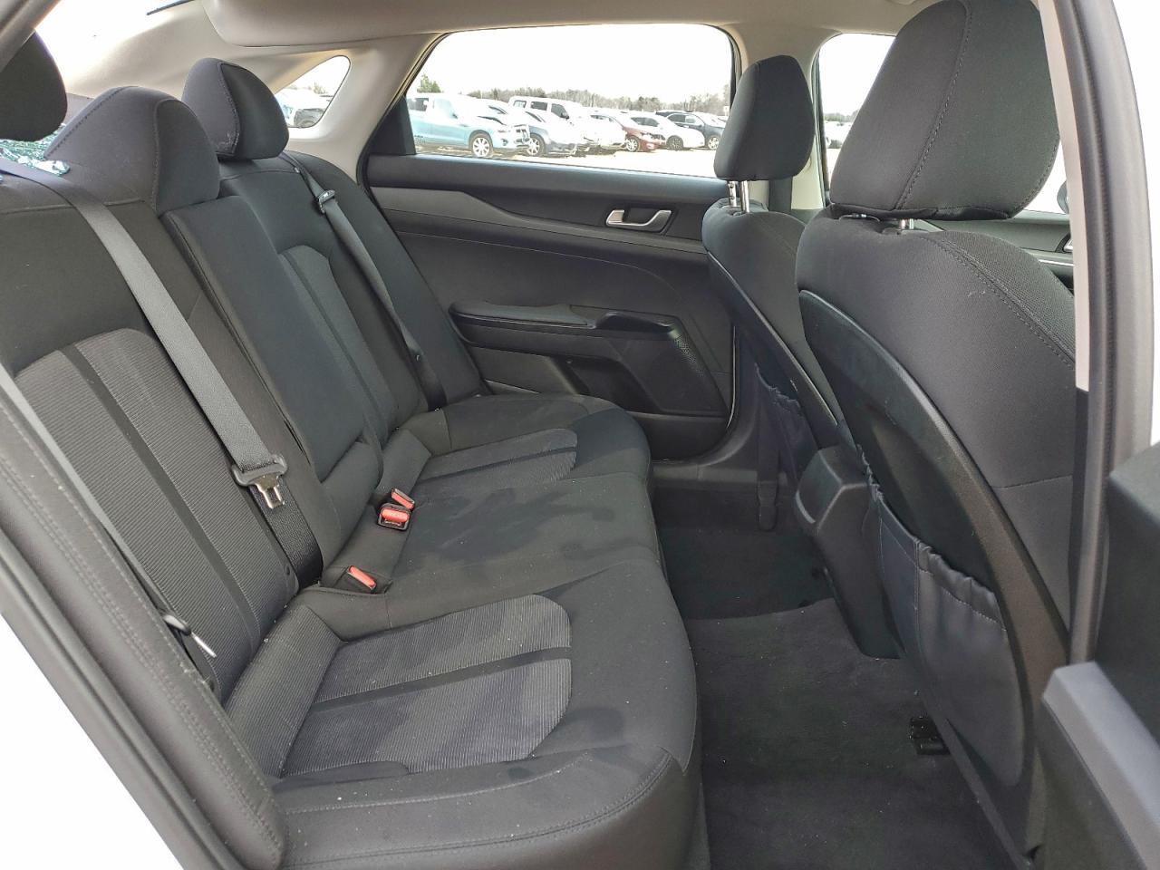 2023 KIA K5