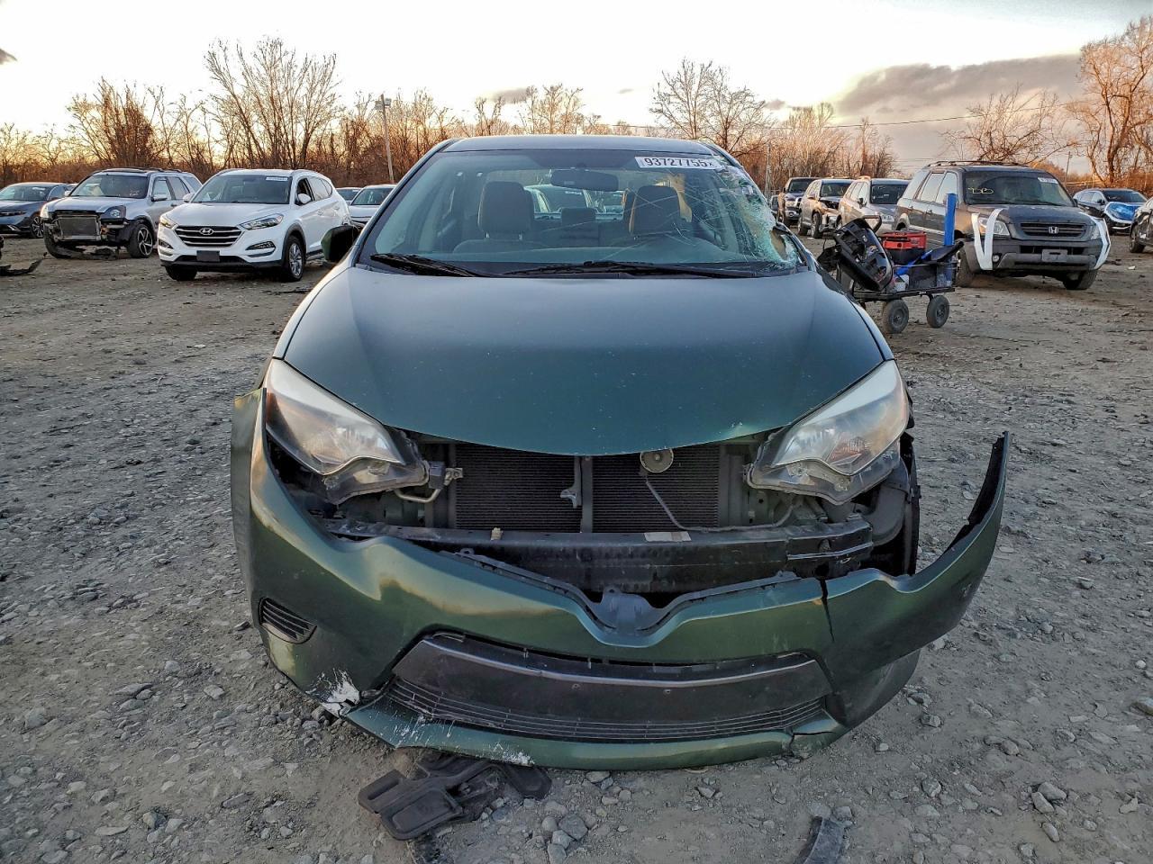 2016 TOYOTA COROLLA