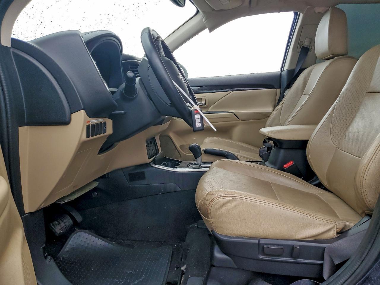 2018 MITSUBISHI outlander