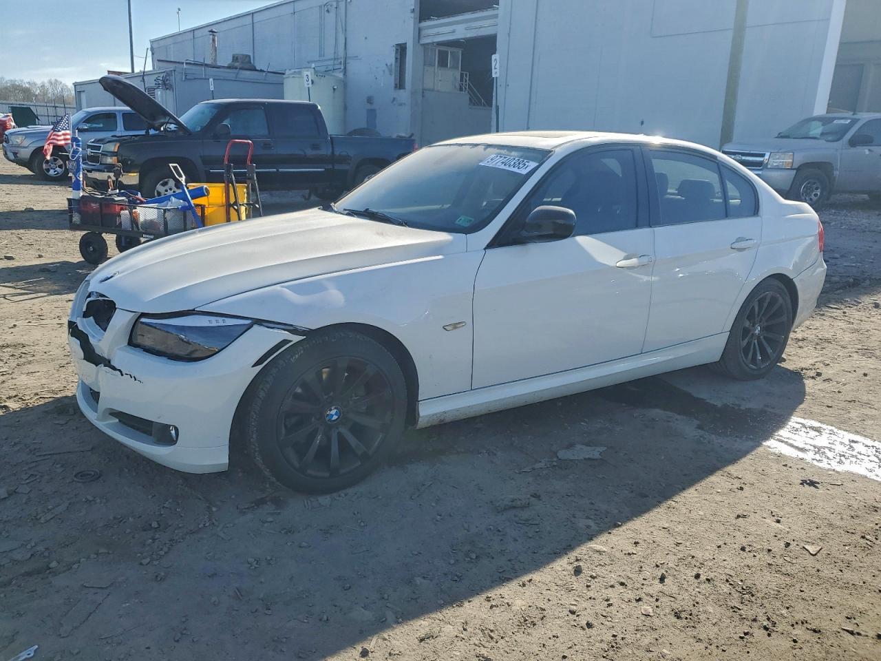 2011 BMW 3 SERIES