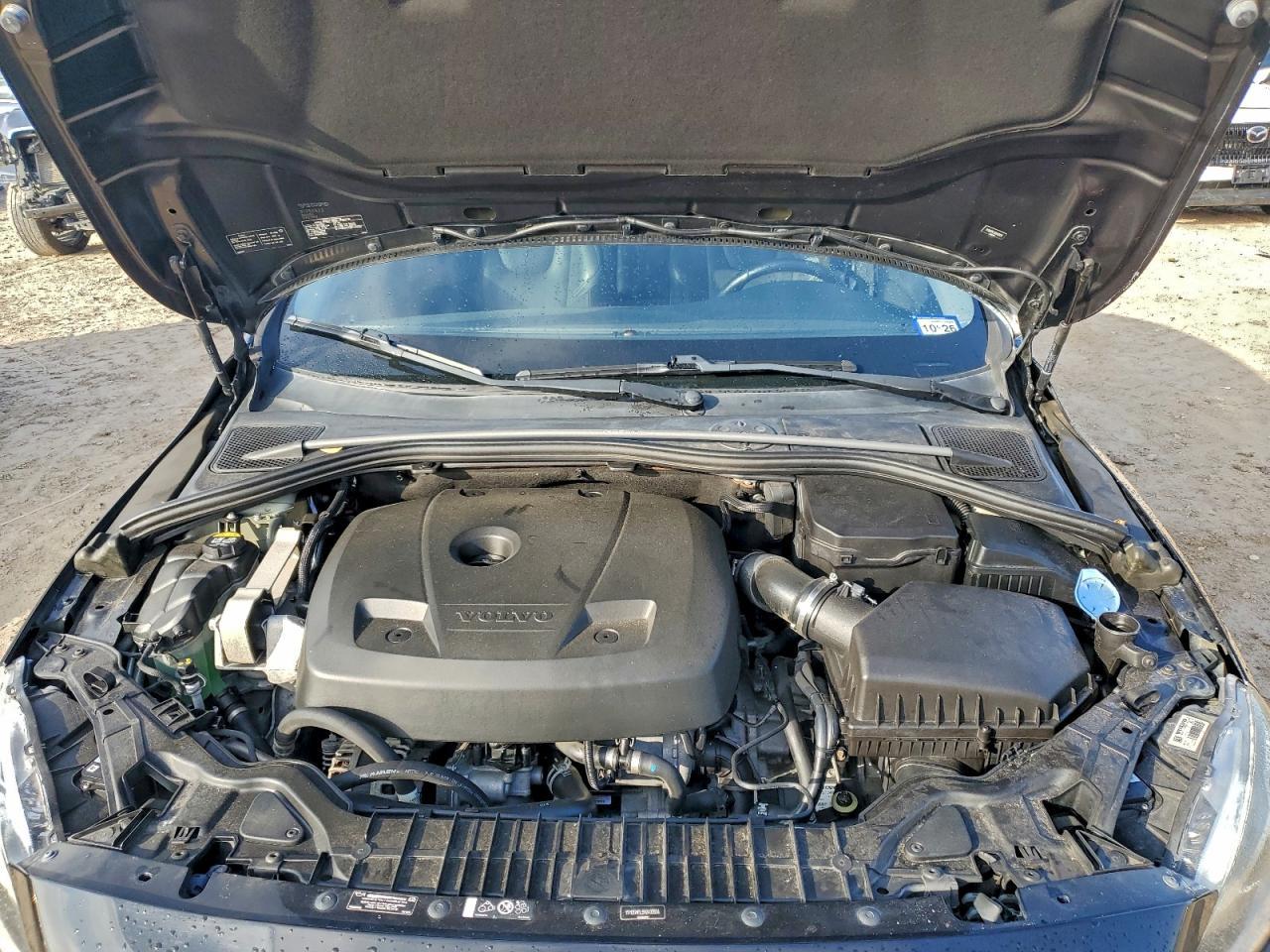 2017 VOLVO S60