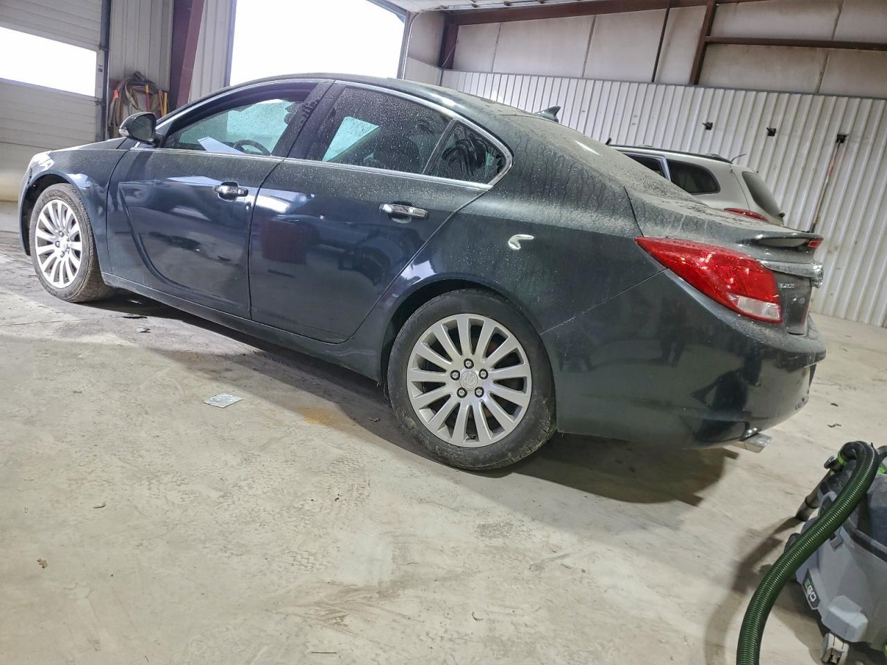 2013 BUICK Regal