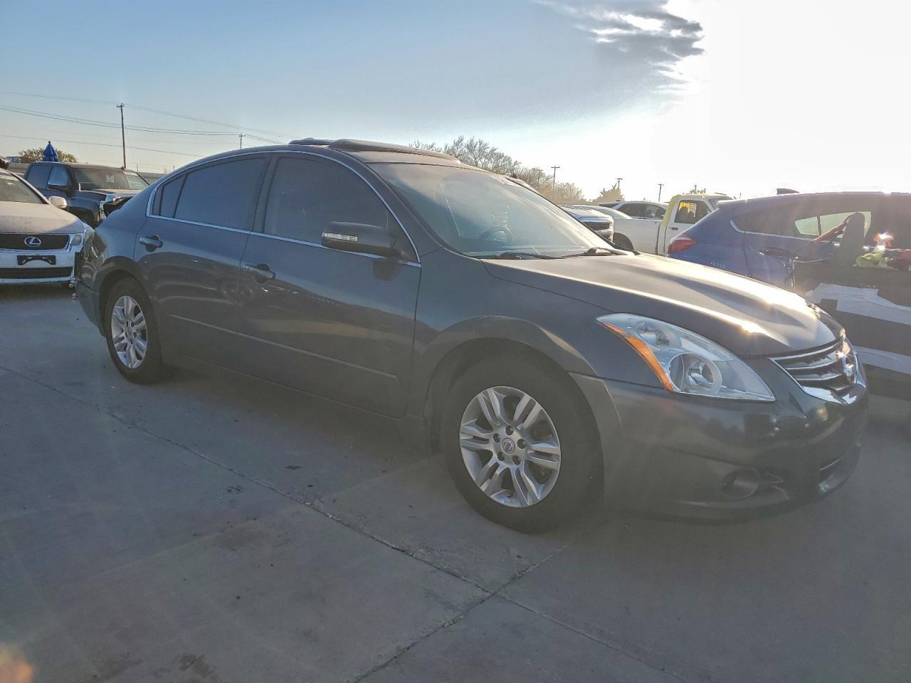 2010 NISSAN ALTIMA