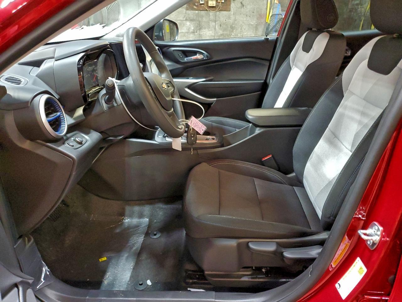 2026 CHEVROLET TRAX