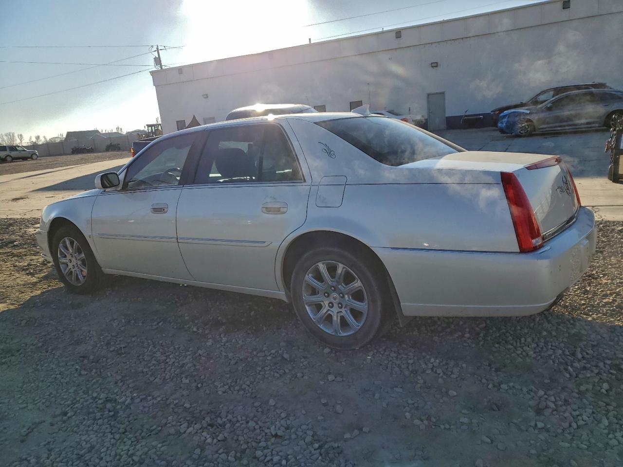 2009 CADILLAC DTS
