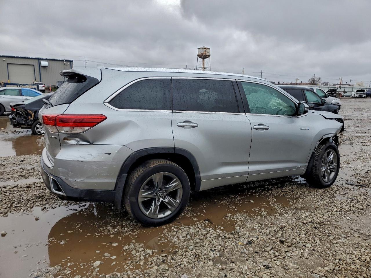 2017 TOYOTA Highlander Hybrid