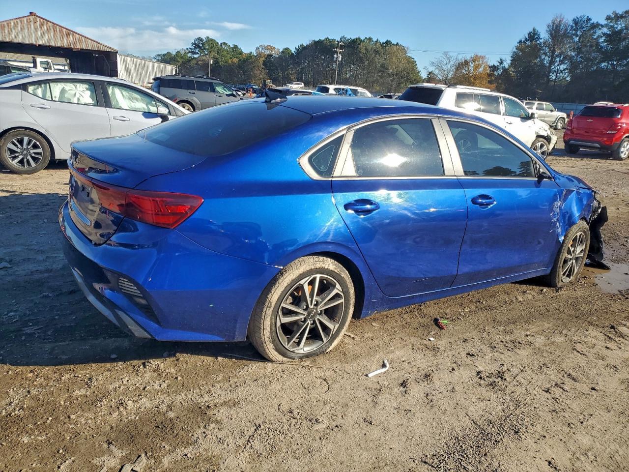 2023 KIA FORTE