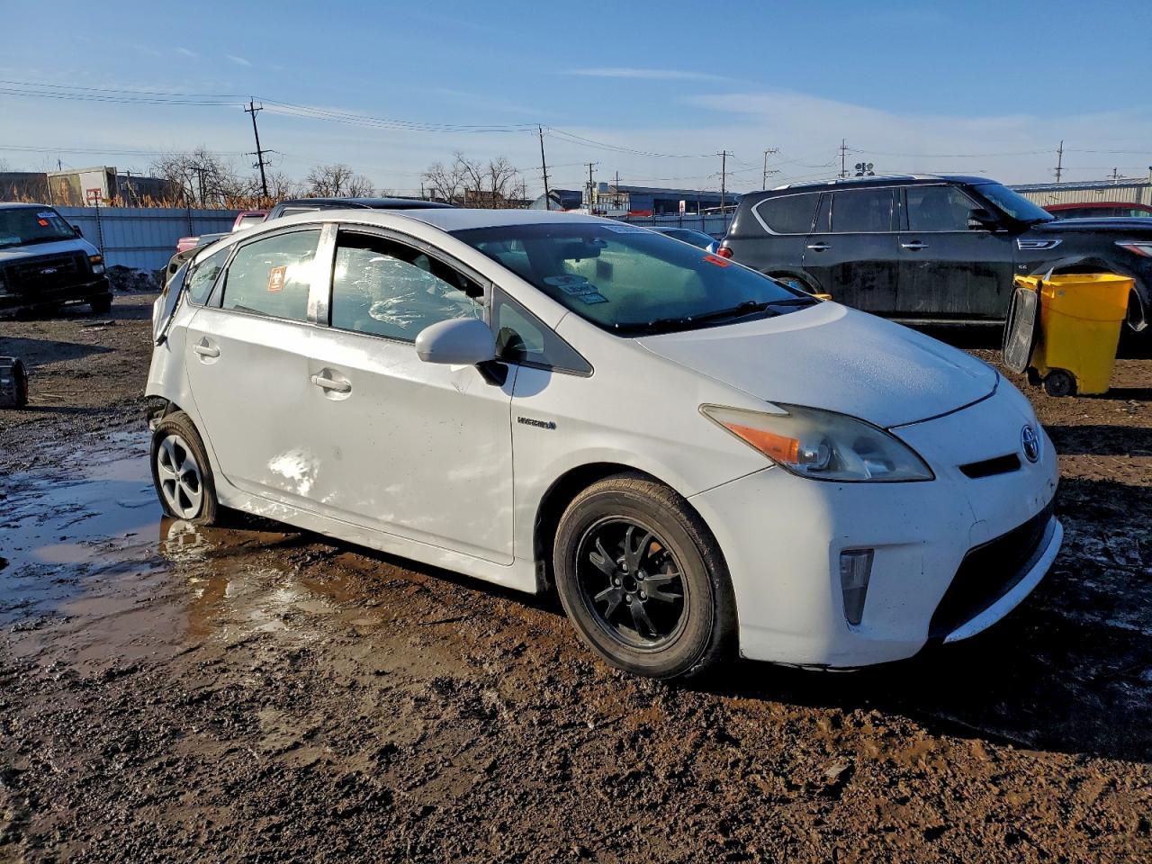 2013 TOYOTA PRIUS