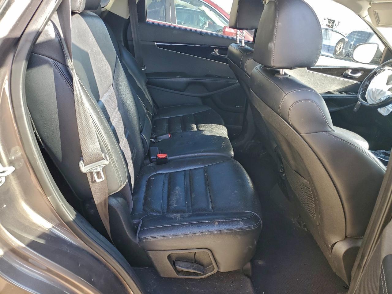 2019 KIA SORENTO