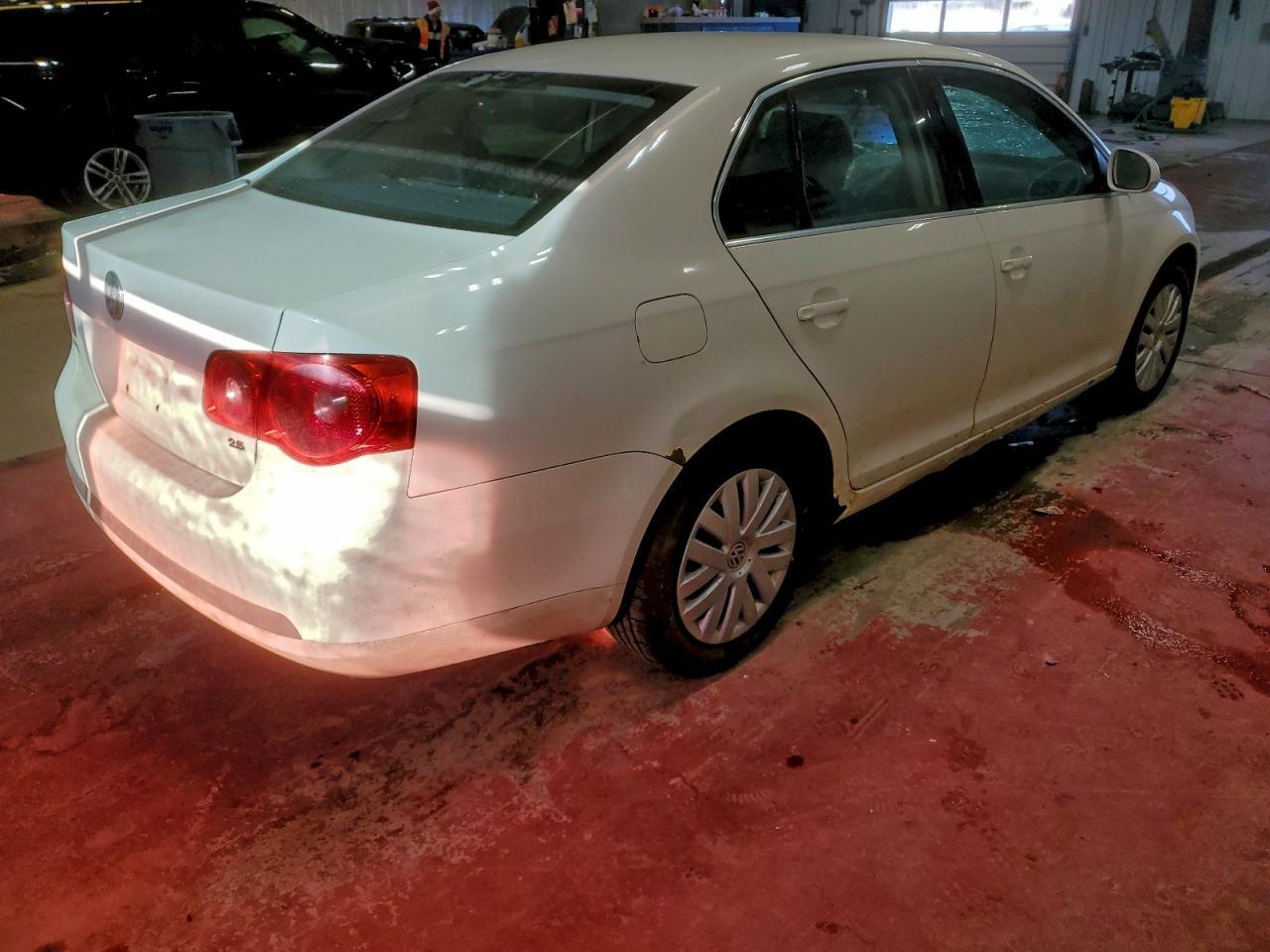 2005 VOLKSWAGEN JETTA