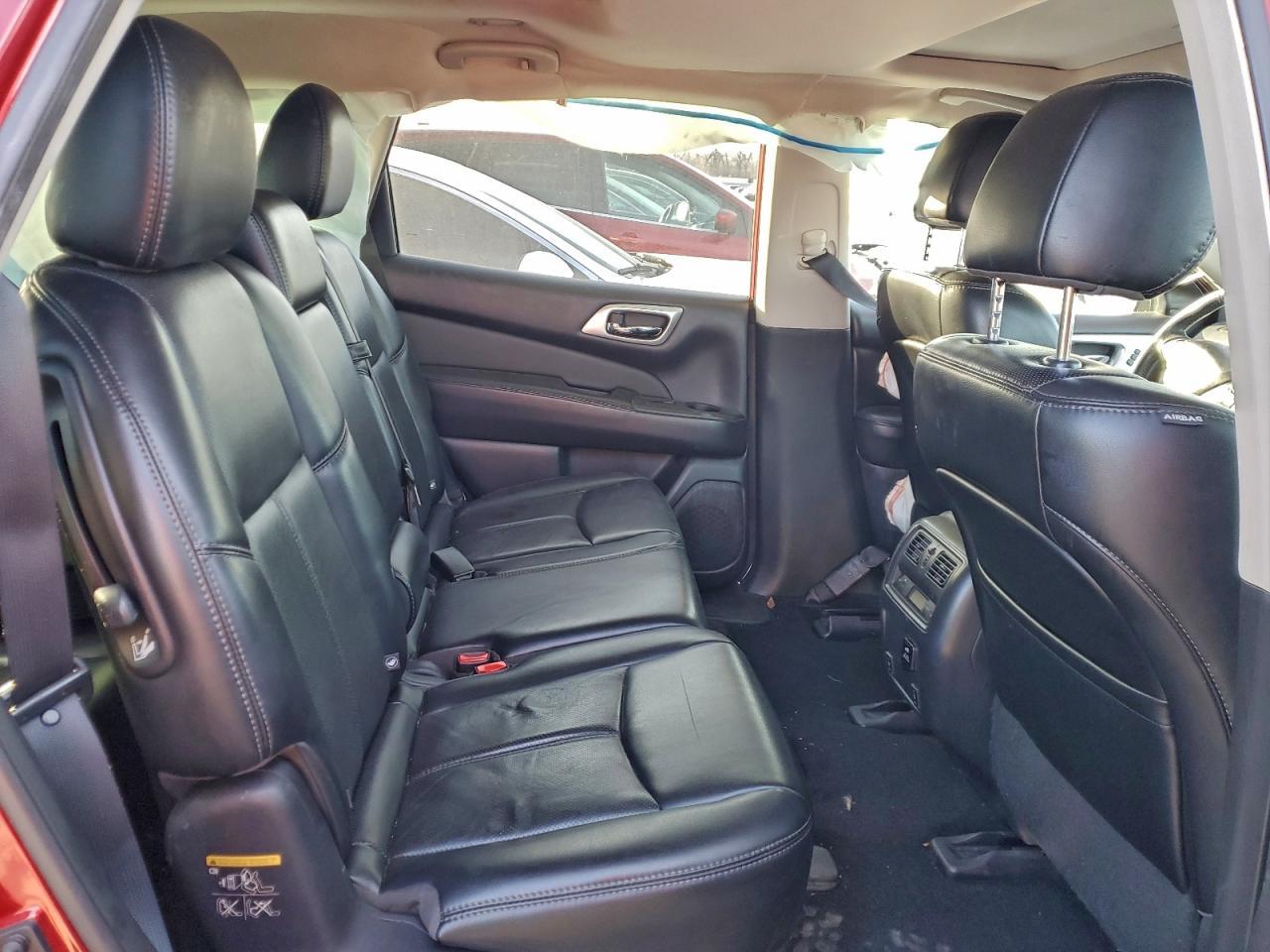 2017 NISSAN PATHFINDER