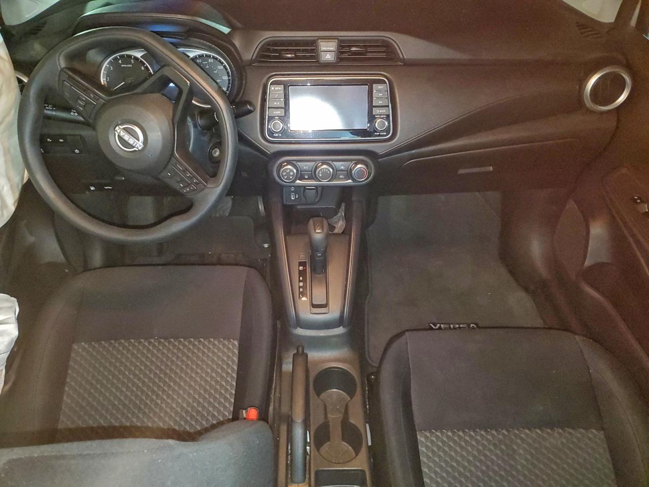 2024 NISSAN VERSA