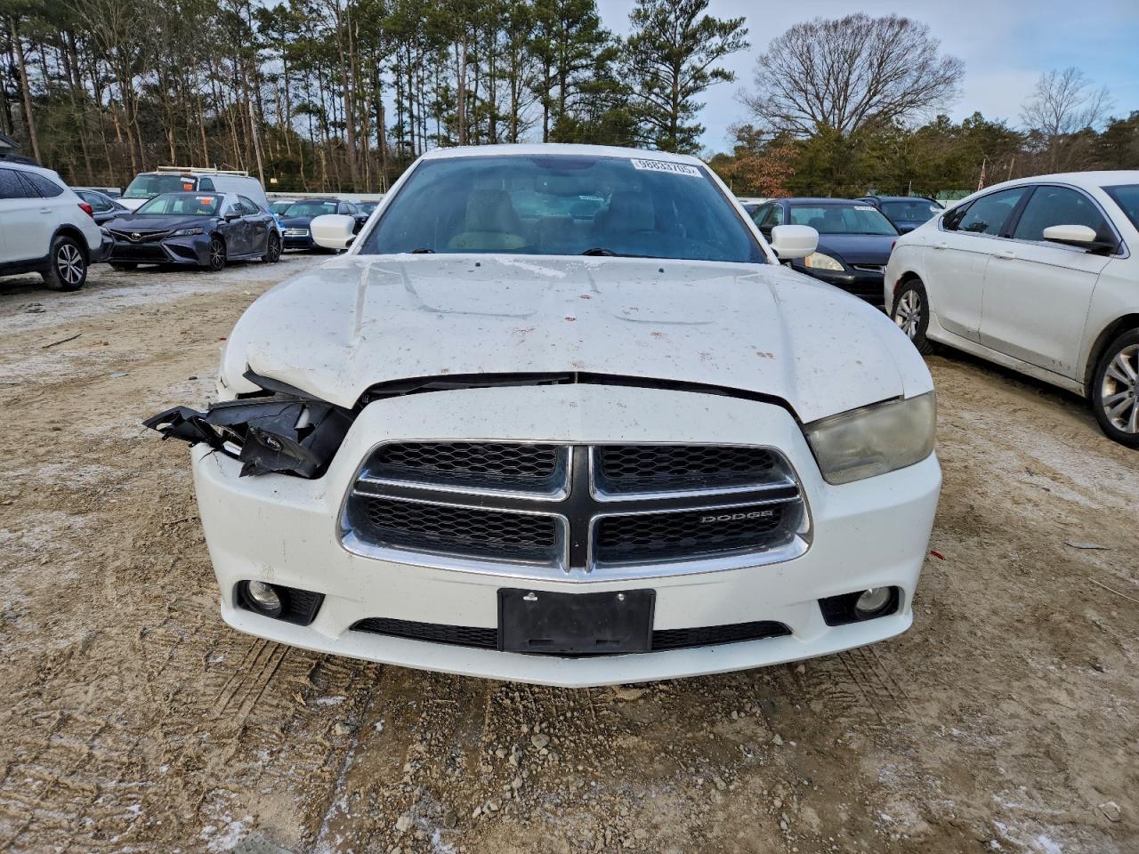 2011 DODGE CHARGER