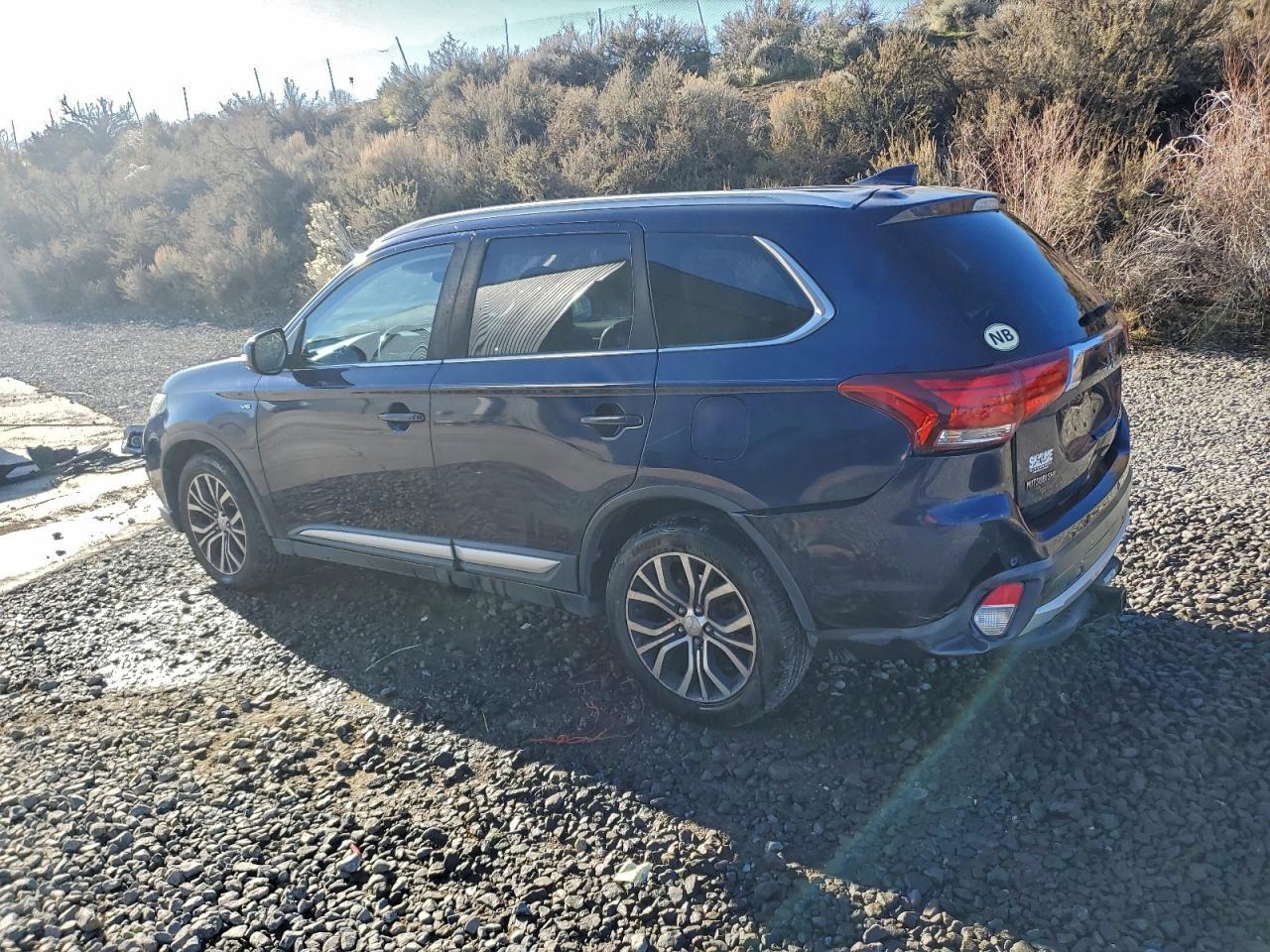 2018 MITSUBISHI outlander