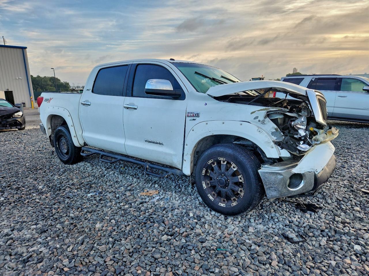2012 TOYOTA TUNDRA