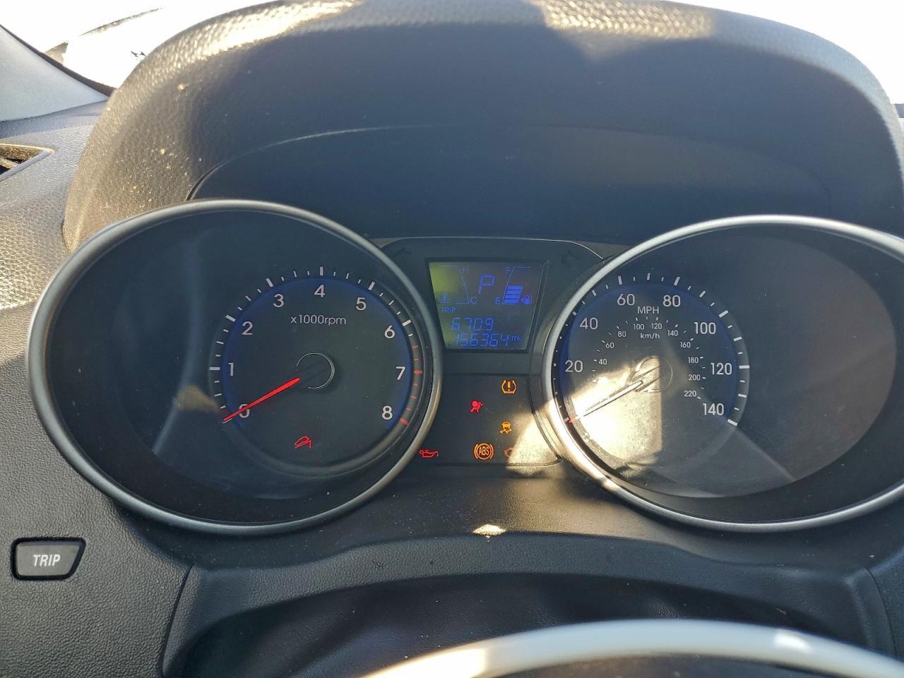 2012 HYUNDAI TUCSON