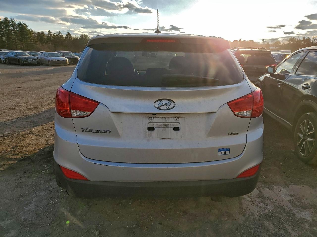 2015 HYUNDAI TUCSON