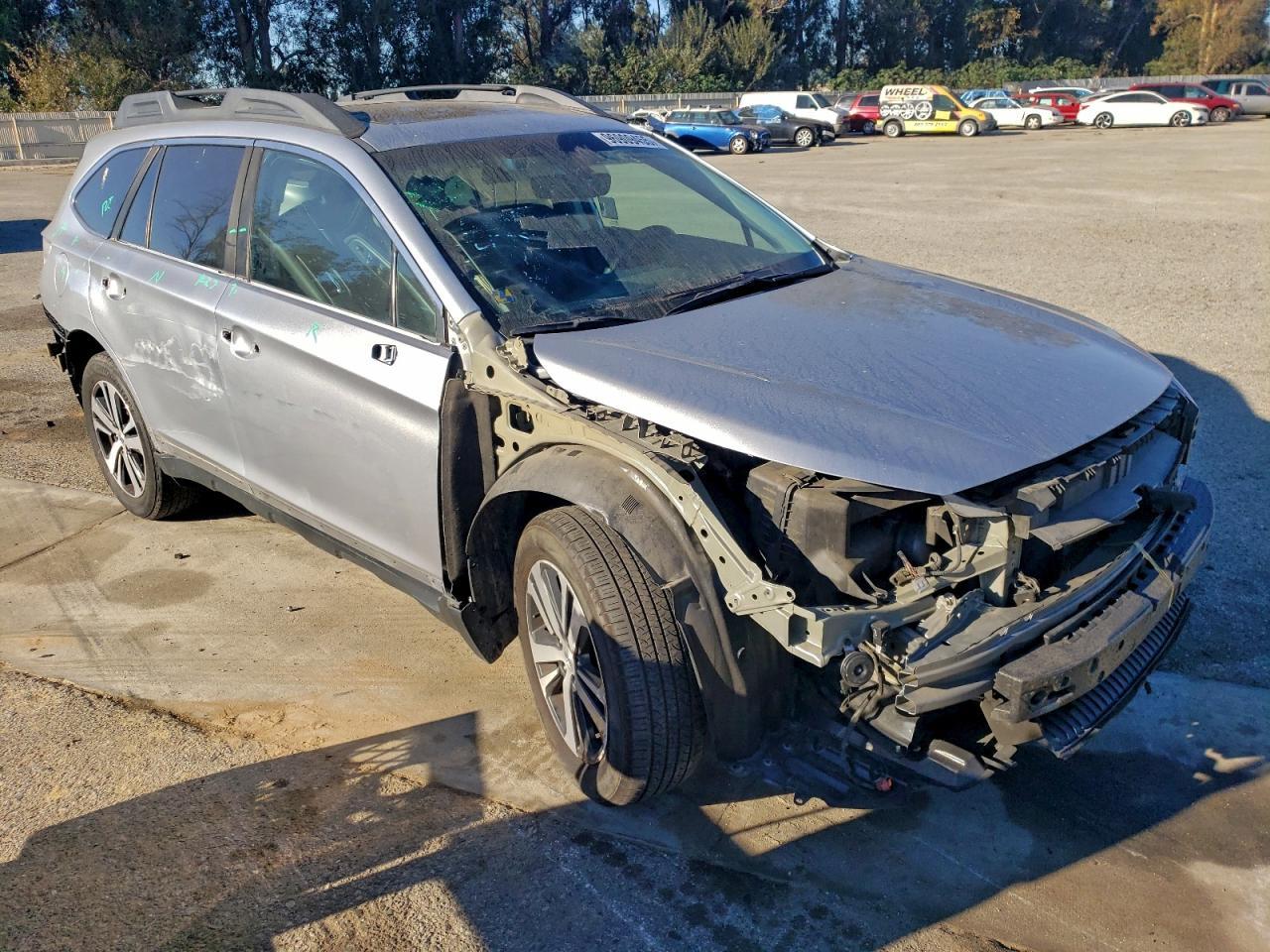 2018 SUBARU Outback