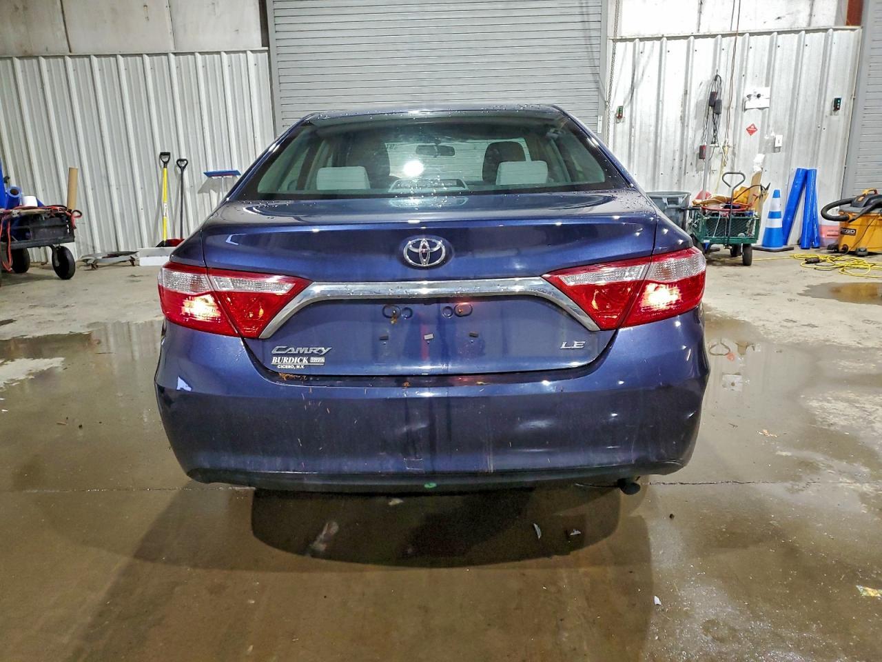 2016 TOYOTA CAMRY