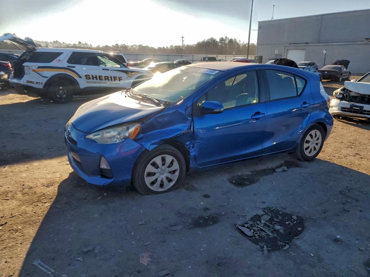 2013 TOYOTA Prius c