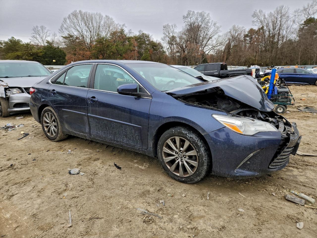2017 TOYOTA CAMRY