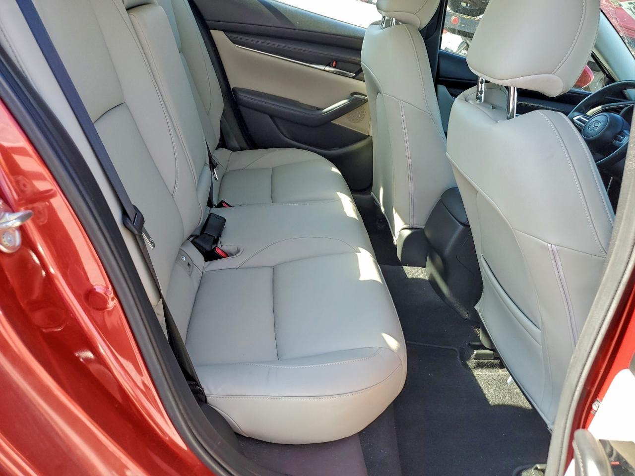2019 MAZDA 3