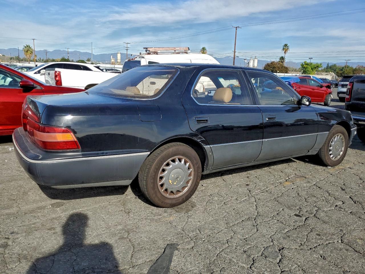 1992 LEXUS Ls 400