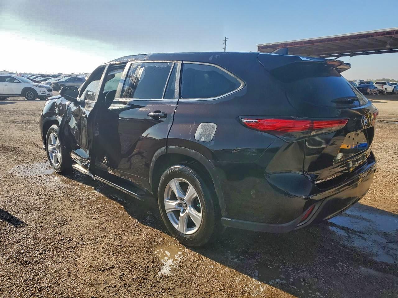 2022 TOYOTA HIGHLANDER