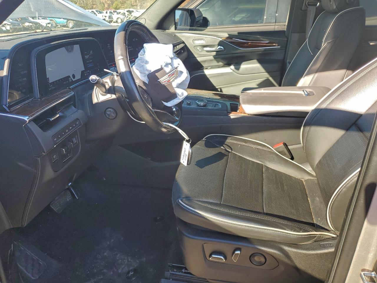 2022 CADILLAC ESCALADE