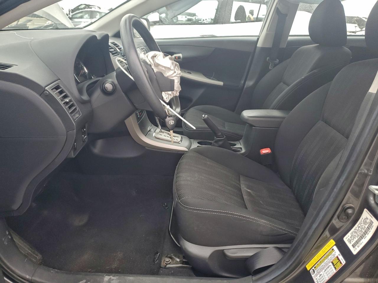2013 TOYOTA COROLLA