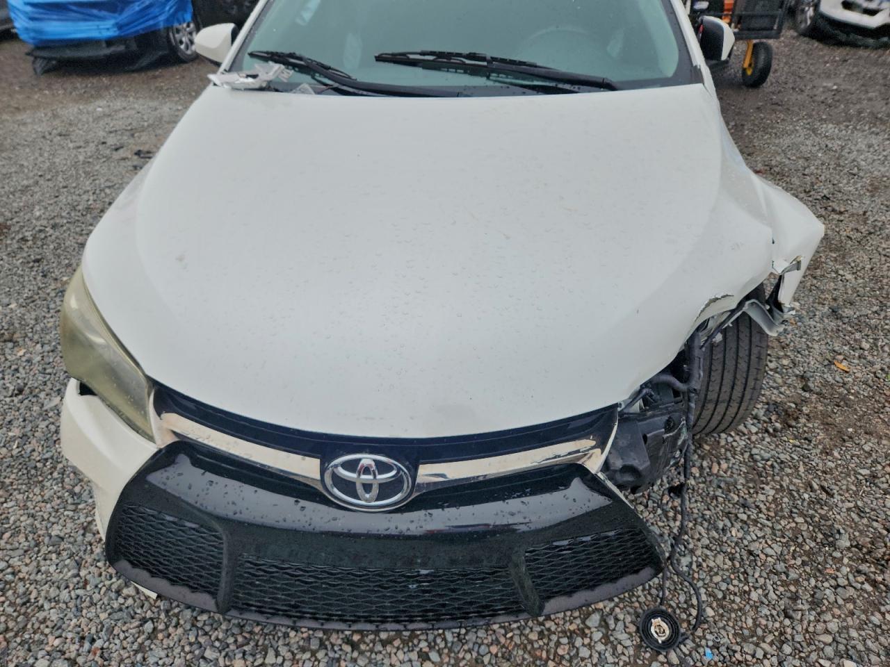 2016 TOYOTA CAMRY
