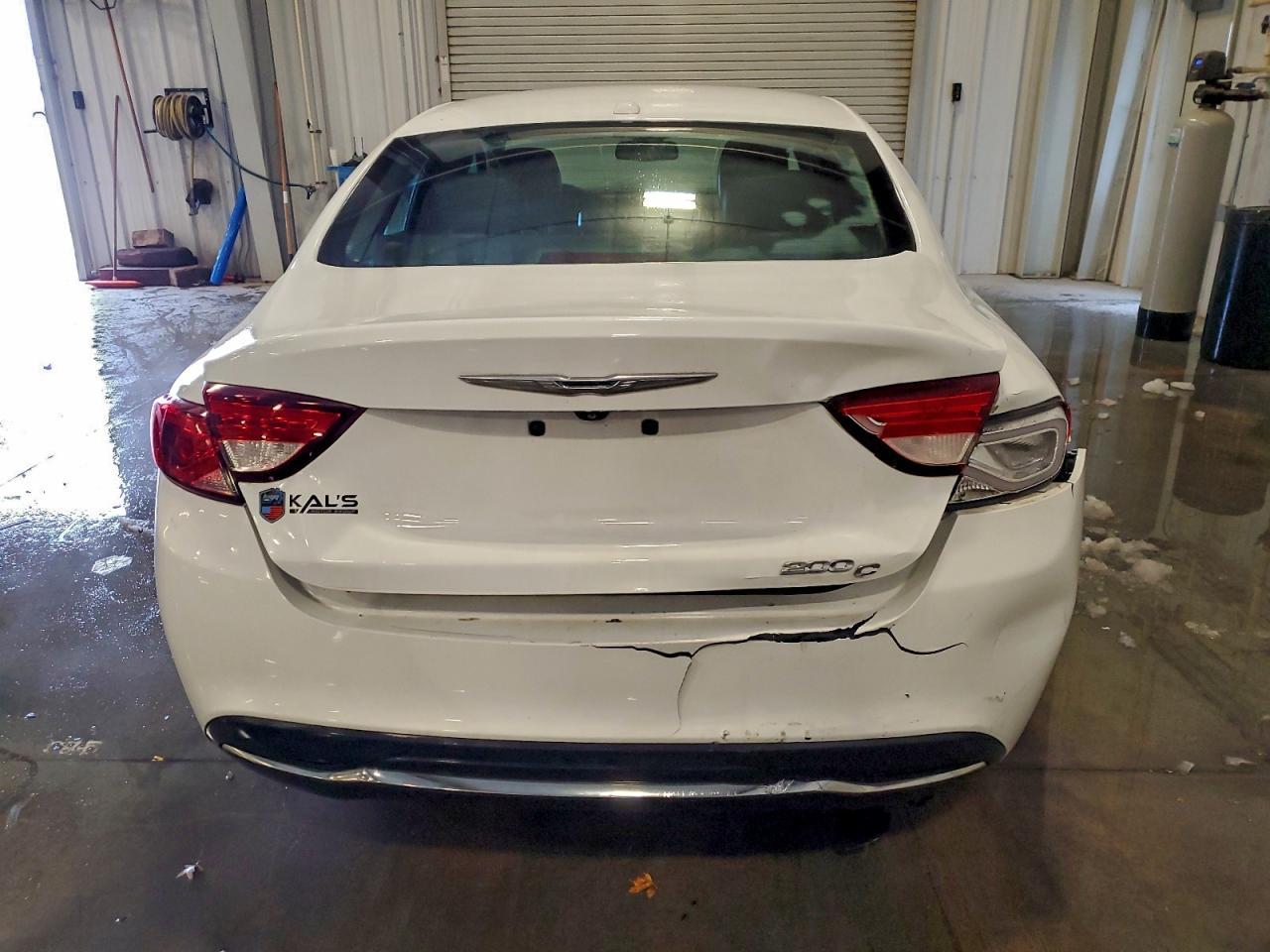 2015 CHRYSLER 200